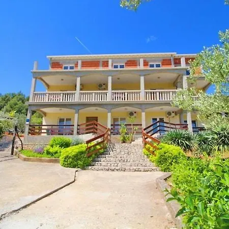 Veselka, - One Bedroom With Terrace And Garden View 1 Διαμέρισμα